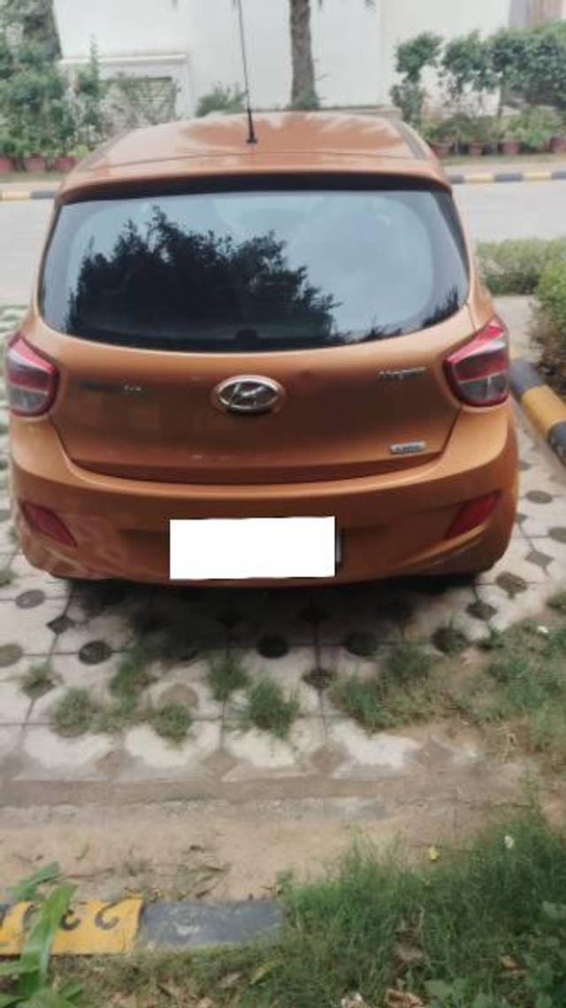 https://images10.gaadi.com/usedcar_image/4567409/original/processed_a9e0dc9c-36da-4357-9bcb-5c93f0f62624.jpeg?imwidth=6401