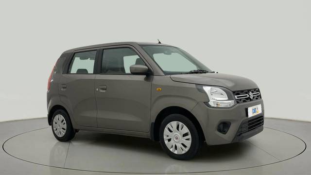 https://images10.gaadi.com/usedcar_image/4567418/original/3b382f116511c117f3dd5fb16ba5da10.jpg?imwidth=6400
