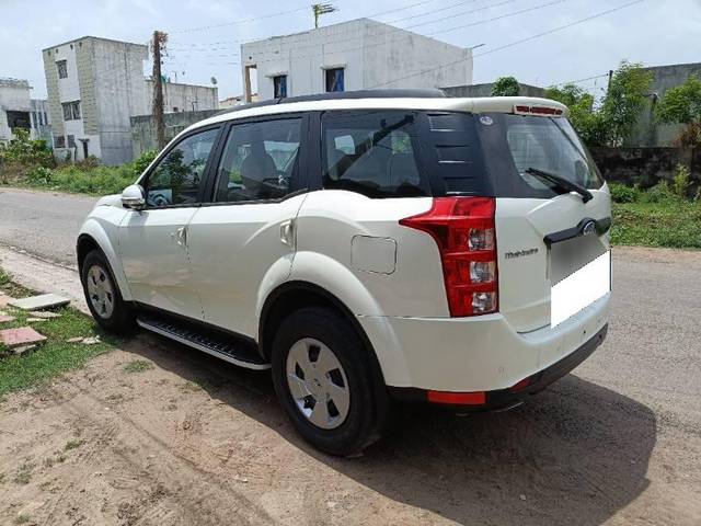 https://images10.gaadi.com/usedcar_image/4567427/original/processed_42051953-a20f-484c-9178-6ad99a947236.jpg?imwidth=6401