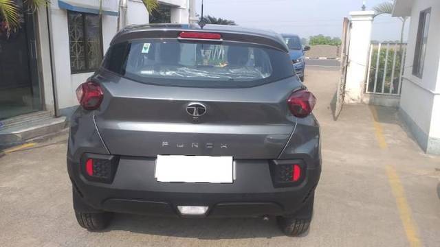 https://images10.gaadi.com/usedcar_image/4567428/original/processed_810ea51f-8fc6-416b-bacf-94d00bfdf1c3.jpg?imwidth=6401