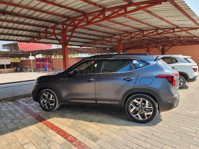 https://images10.gaadi.com/usedcar_image/4567483/original/processed_951b86e6-8e71-48db-8123-a89dda1d63c5.jpg?imwidth=6400