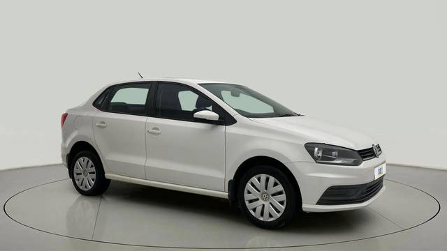 https://images10.gaadi.com/usedcar_image/4567493/original/9d8ec0bb87f3c6b2e62b8b6a565ddea7.jpg?imwidth=6400