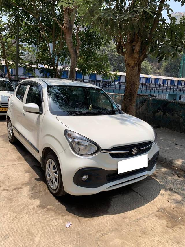 https://images10.gaadi.com/usedcar_image/4567498/original/processed_7258e22dcbed867b9abe3e0b62fc4ad2.jpg?imwidth=6401