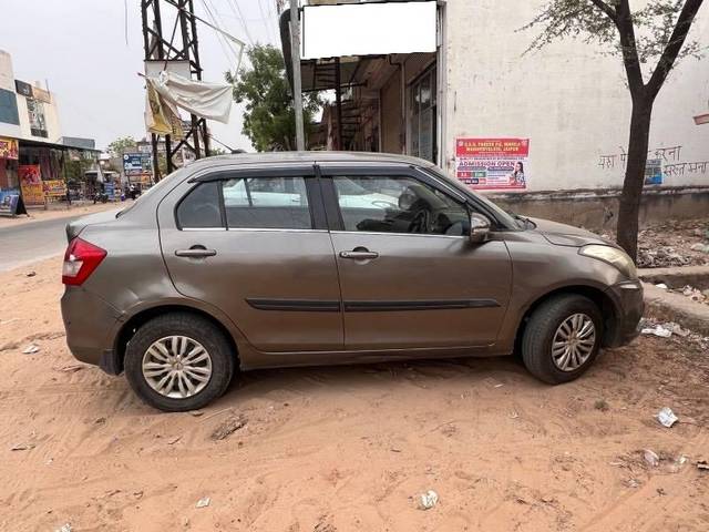 https://images10.gaadi.com/usedcar_image/4567551/original/processed_77638c06-bc21-4e59-bd8c-a293743cd319.jpeg?imwidth=6400