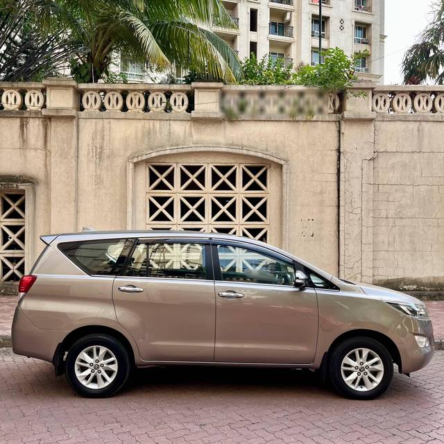 https://images10.gaadi.com/usedcar_image/4567552/original/processed_a633896e87aad141f925d55edcea686f.JPG?imwidth=6401