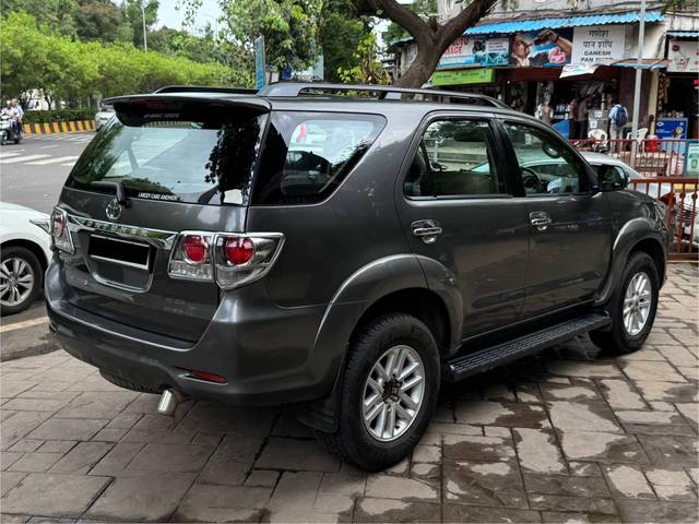 https://images10.gaadi.com/usedcar_image/4567610/original/processed_9902df45-80e7-4bc0-b96d-95b83bcef2a7.jpg?imwidth=6401