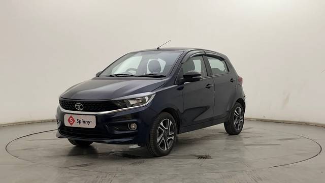 https://images10.gaadi.com/usedcar_image/4567623/original/8f4ff4e008a41fd2b4e68ab8275f0d58.JPG?imwidth=6400