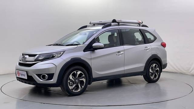 https://images10.gaadi.com/usedcar_image/4567669/original/7a6920c6e2c0395abb4f4a377d35d583.JPG?imwidth=6400