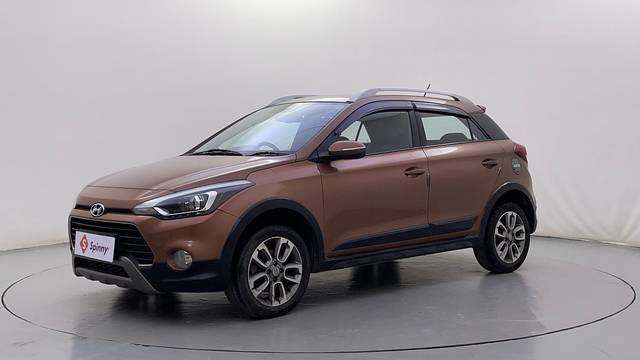 https://images10.gaadi.com/usedcar_image/4567670/original/2fe77858bc00dd87954f82c6923e01e7.JPG?imwidth=6400