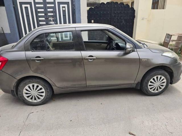 https://images10.gaadi.com/usedcar_image/4567729/original/processed_b1e9043d-dd83-4471-8249-52d6d9bbe2d7.jpg?imwidth=6401