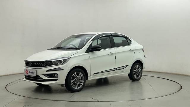 https://images10.gaadi.com/usedcar_image/4567736/original/afcd201bd9794edf2dacc4bf784406f6.JPG?imwidth=6400