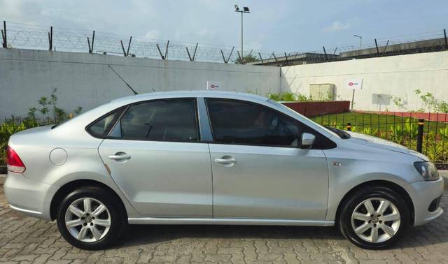 https://images10.gaadi.com/usedcar_image/4567739/original/processed_1db92ebd9088b022d0422cbf34f886ed.jpg?imwidth=6401