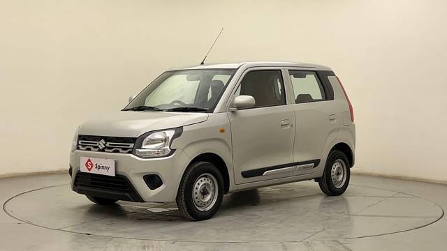 https://images10.gaadi.com/usedcar_image/4567745/original/59e9339a8be940d7d6e2d619353b114f.JPG?imwidth=6400