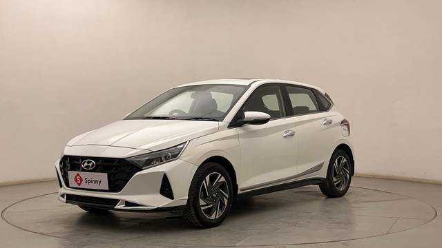 https://images10.gaadi.com/usedcar_image/4567746/original/02b3bb19affb1ee059b7617f11db30c1.JPG?imwidth=6400