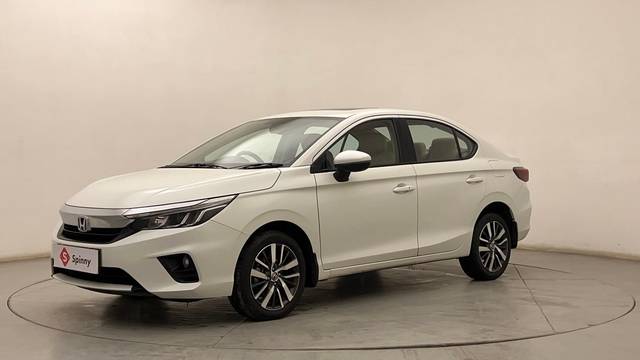 https://images10.gaadi.com/usedcar_image/4567754/original/7ff8d7bcd8f94e8fc60707e289f5b908.JPG?imwidth=6400