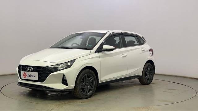 https://images10.gaadi.com/usedcar_image/4567824/original/e033e360a87b7346b4b2027de648ee64.JPG?imwidth=6400