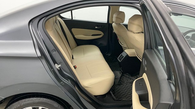 Second-hand 2022 Honda City VX MT for sale in Jaipur-31