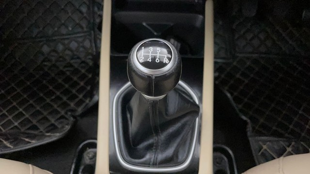 Second-hand 2022 Honda City VX MT for sale in Jaipur-12