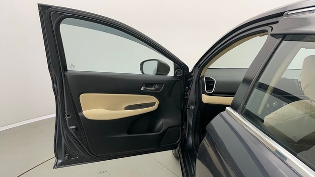 Second-hand 2022 Honda City VX MT for sale in Jaipur-26