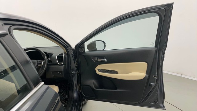 Second-hand 2022 Honda City VX MT for sale in Jaipur-16