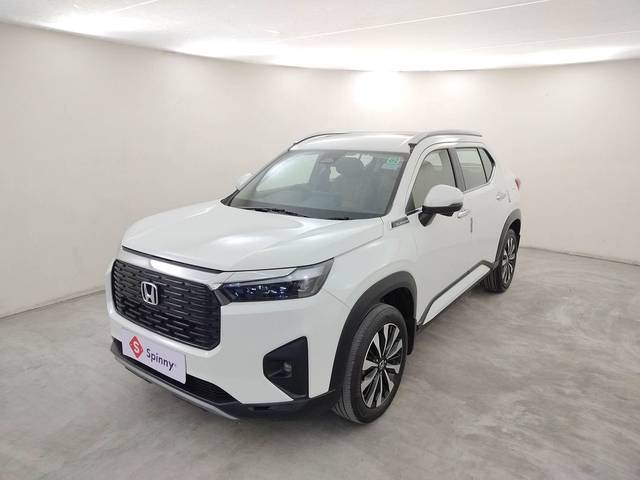 https://images10.gaadi.com/usedcar_image/4567859/original/0d8b50a412dc2eeee1ffadb7491a6b4f.jpg?imwidth=6400
