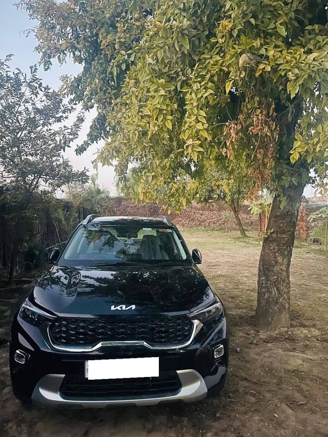 https://images10.gaadi.com/usedcar_image/4567900/original/processed_08143227-f1c9-4734-824b-a789c5d56da6.jpg?imwidth=6400