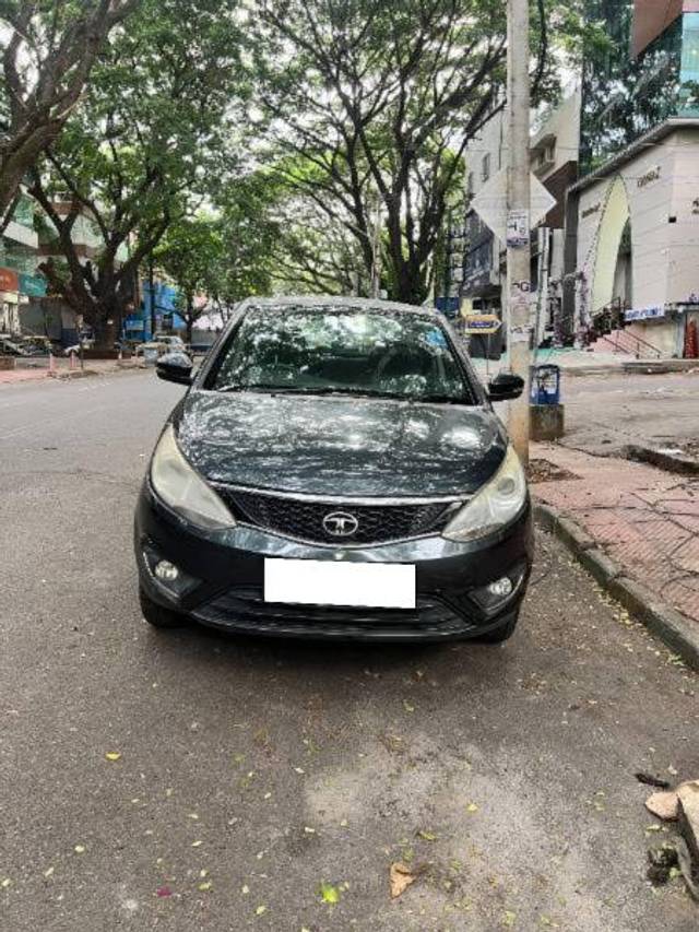 https://images10.gaadi.com/usedcar_image/4567906/original/processed_7d694b37-0b2a-484c-8e85-d47f712b7879.JPG?imwidth=6402