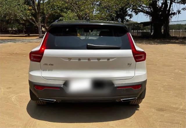 https://images10.gaadi.com/usedcar_image/4567908/original/1773a5d3-f091-4f8a-af95-3c40df54d8f4.?imwidth=6402