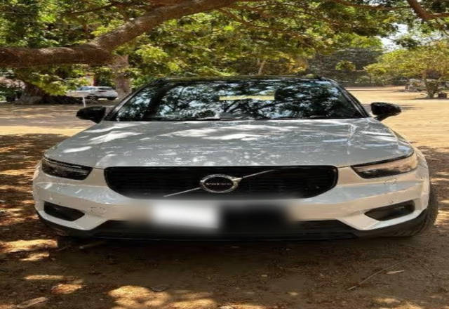 https://images10.gaadi.com/usedcar_image/4567908/original/4eb11bfa-e5b1-45d5-aa8d-d15c5eae9282.?imwidth=6400