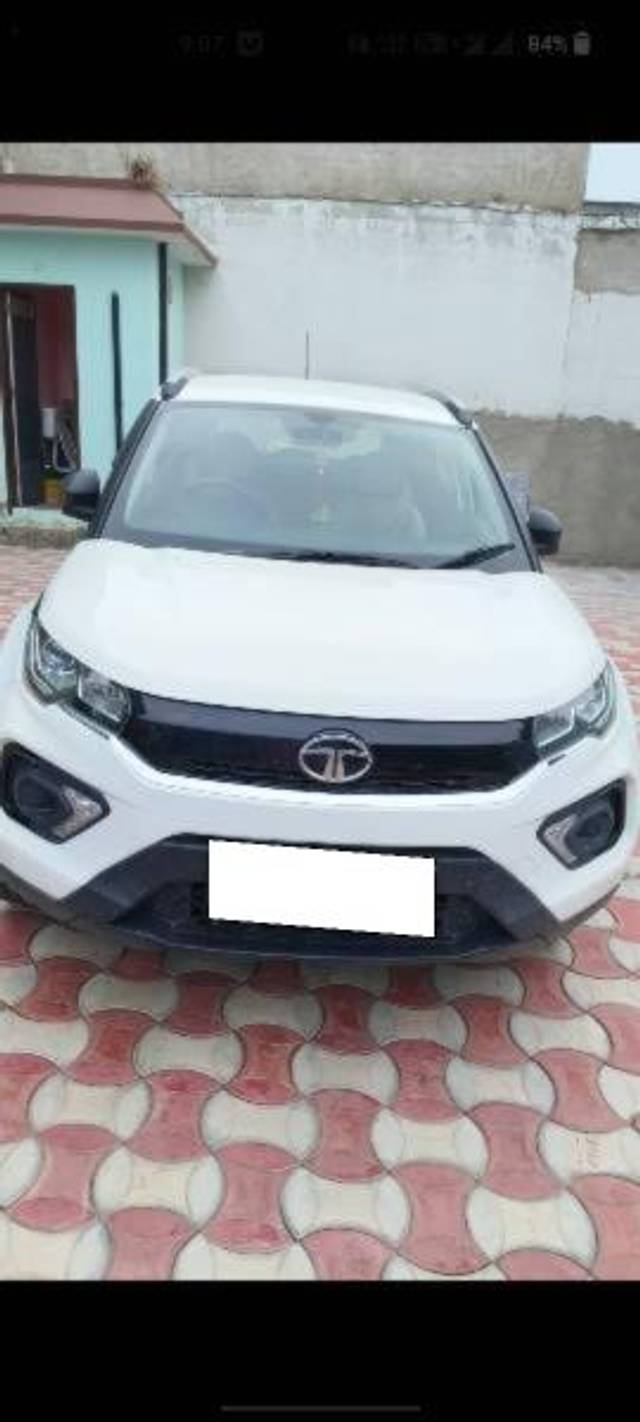 https://images10.gaadi.com/usedcar_image/4567944/original/processed_5290b159-f249-4e81-896b-113fd2afaa17.jpg?imwidth=6400