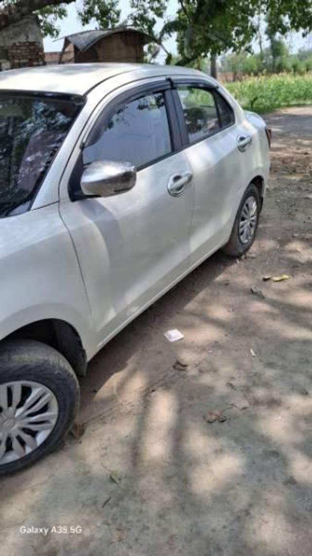 https://images10.gaadi.com/usedcar_image/4567948/original/processed_2fee93f8-0232-4f1d-bfd5-98308fe05e68.jpg?imwidth=6402