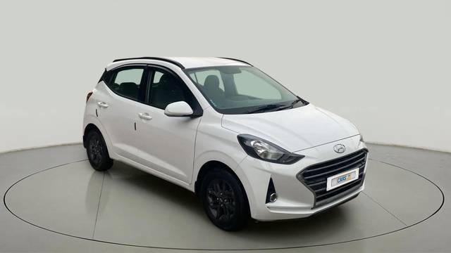 https://images10.gaadi.com/usedcar_image/4567963/original/5a42504e69a38e9d5c8b98ac87573dcb.jpg?imwidth=6400