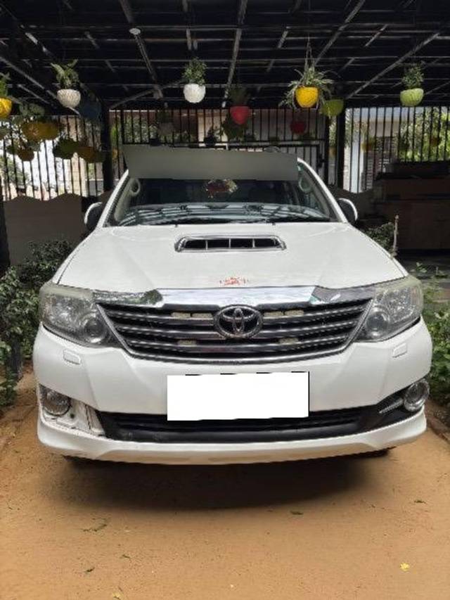 https://images10.gaadi.com/usedcar_image/4567965/original/processed_ff58509a-512d-4be3-bde4-5f9b9d2f52be.jpg?imwidth=6401