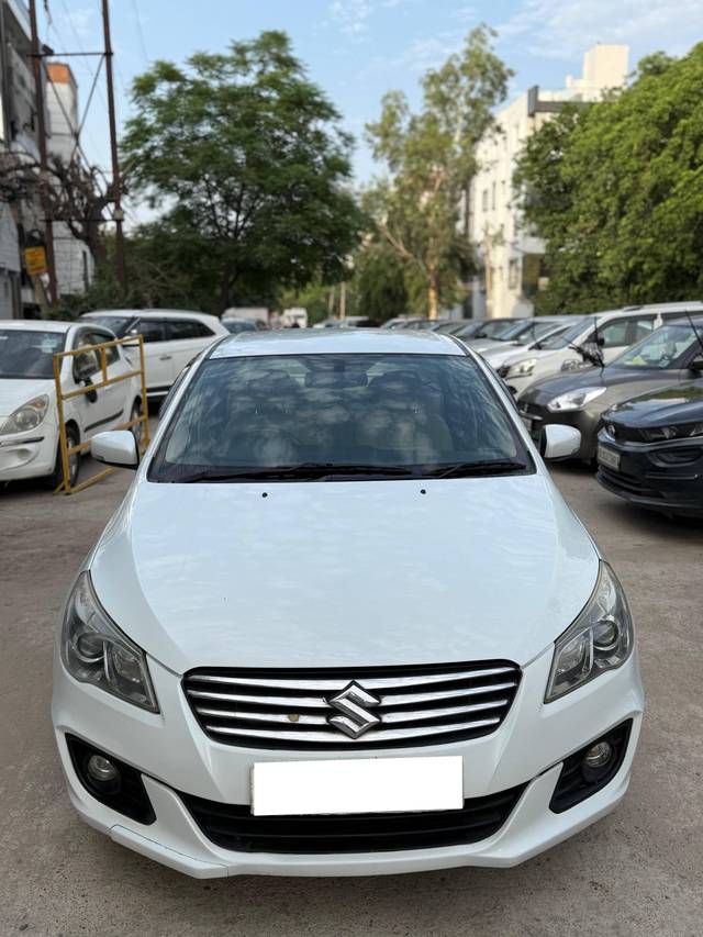 https://images10.gaadi.com/usedcar_image/4567972/original/processed_28692f6d-fa46-42a1-ae11-9a9f9dec5617.jpg?imwidth=6400