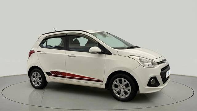 https://images10.gaadi.com/usedcar_image/4567988/original/dbce58de7b0de34de1dc2501857d4814.jpg?imwidth=6400