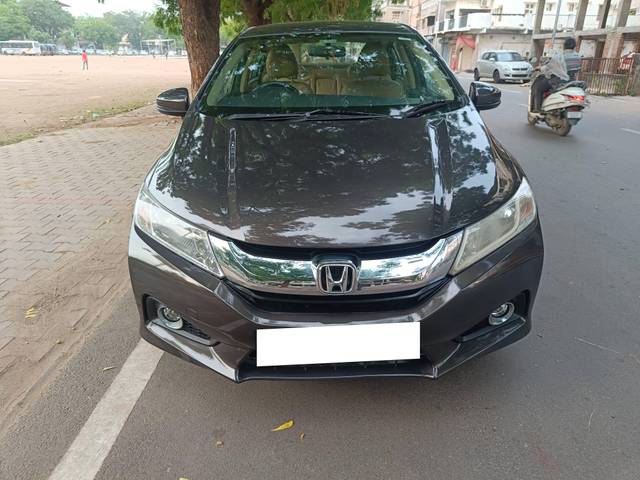 https://images10.gaadi.com/usedcar_image/4567993/original/processed_17e26573-3037-4203-9d56-a2dc3ea3b057.jpg?imwidth=6400