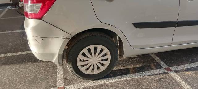 https://images10.gaadi.com/usedcar_image/4567998/original/processed_fa194907-65c3-41c4-925d-d2587f809e9d.jpg?imwidth=6401