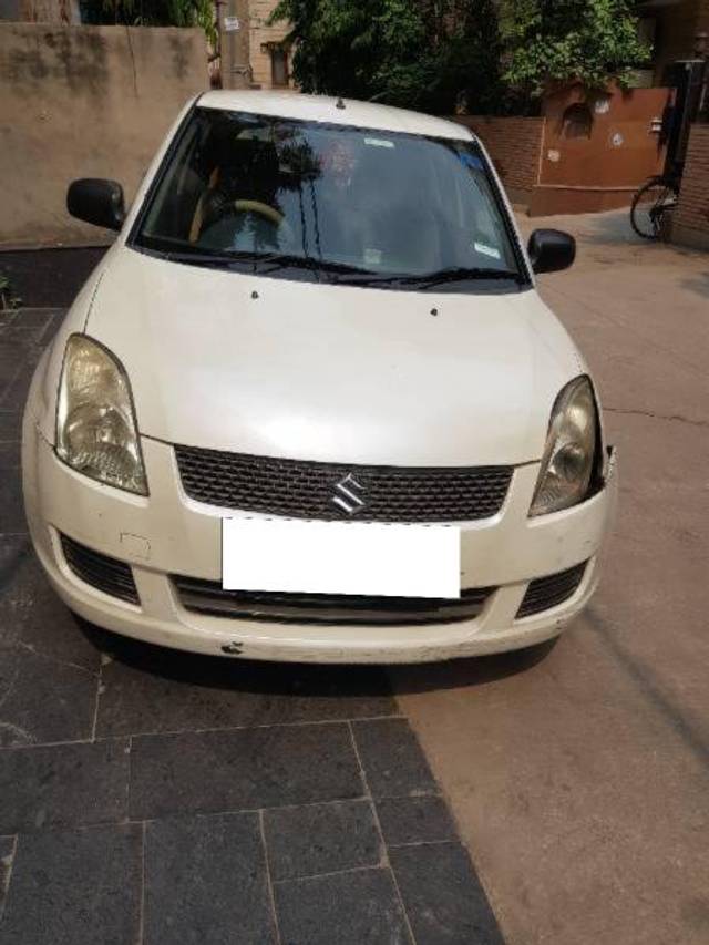 https://images10.gaadi.com/usedcar_image/4568008/original/processed_e8a153dc-8848-41e7-a95a-f6a6125dc901.jpg?imwidth=6400