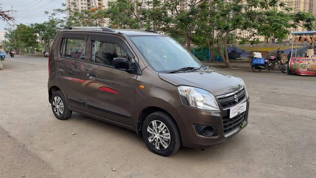 https://images10.gaadi.com/usedcar_image/4568014/original/processed_d473a62f374cb8ad747c117db0fe9cc0.jpg?imwidth=6400