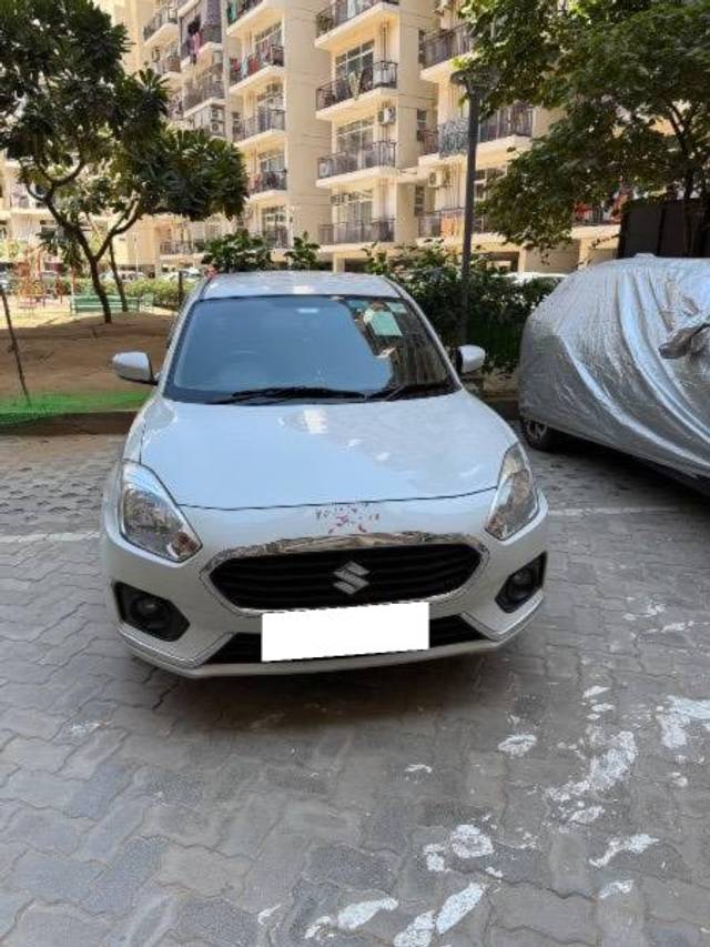 https://images10.gaadi.com/usedcar_image/4568019/original/processed_d5f35c0f-a5fa-4ddc-9e4f-d4ac1d591dd6.jpeg?imwidth=6401