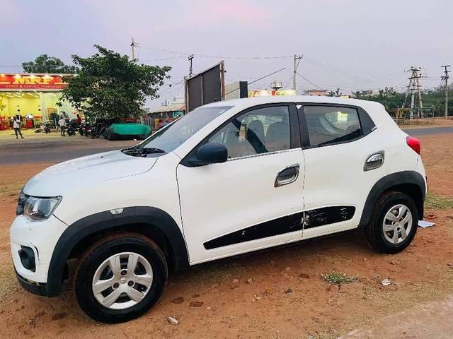 https://images10.gaadi.com/usedcar_image/4568032/original/processed_5a3ee7a1-74a8-45cb-99ec-33257c6370a2.jpeg?imwidth=6400