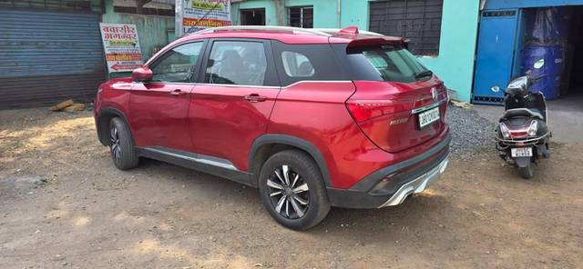https://images10.gaadi.com/usedcar_image/4568061/original/processed_b66d2113-0fc3-46bd-addb-6d513e9cb245.jpg?imwidth=6400