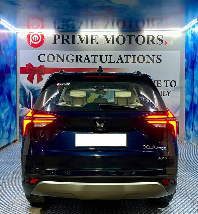 https://images10.gaadi.com/usedcar_image/4568062/original/processed_876e034dd0842f8cd47d350b302f310f.jpg?imwidth=6401