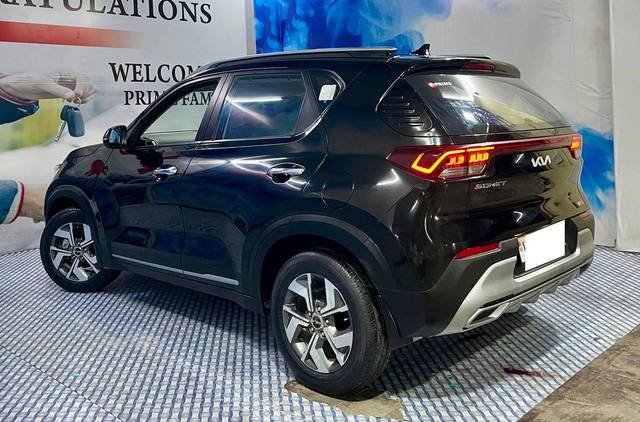 https://images10.gaadi.com/usedcar_image/4568068/original/processed_311939ffa639e229516dfb9b9f64eed9.jpg?imwidth=6401