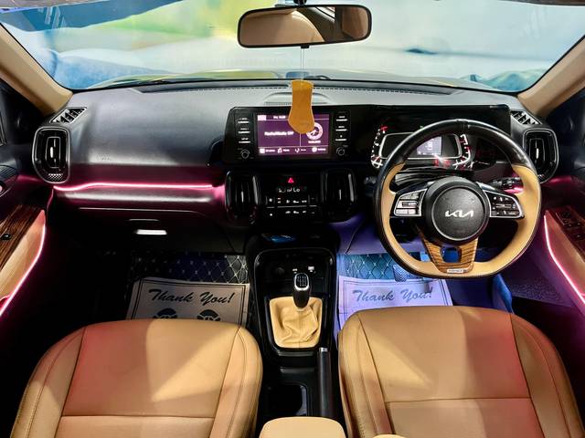 https://images10.gaadi.com/usedcar_image/4568091/original/2c92577ecede8e3f068473b39b9621f7.jpg?imwidth=6402