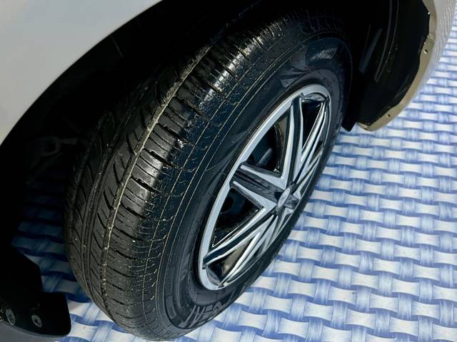 https://images10.gaadi.com/usedcar_image/4568093/original/processed_789028f2b4a98480e1a202c272c96452.jpg?imwidth=6402