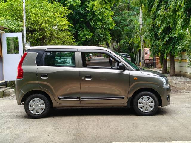 https://images10.gaadi.com/usedcar_image/4568106/original/a805ef154adcf3c399ae0624ec6f046e.jpg?imwidth=6401