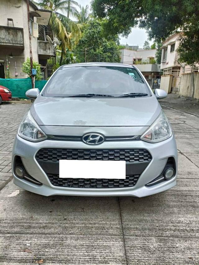 https://images10.gaadi.com/usedcar_image/4568118/original/processed_8d9e5133ae7489bb519a5df22d018709.jpg?imwidth=6400