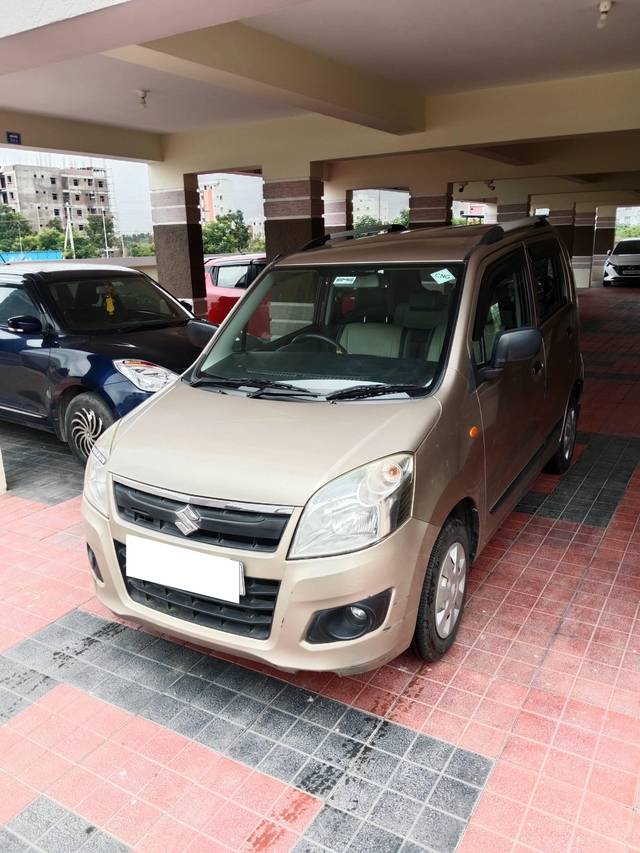 https://images10.gaadi.com/usedcar_image/4568129/original/processed_bbe06790ce92fad8bf8fcc5bc7c6be69.jpg?imwidth=6402