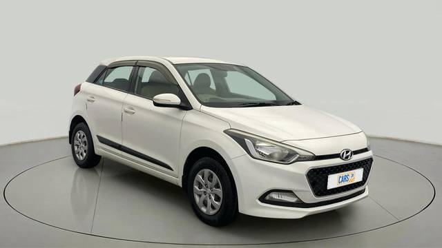 https://images10.gaadi.com/usedcar_image/4568134/original/1b3a940a049cdee67ae30b57e368c1ca.jpg?imwidth=6400